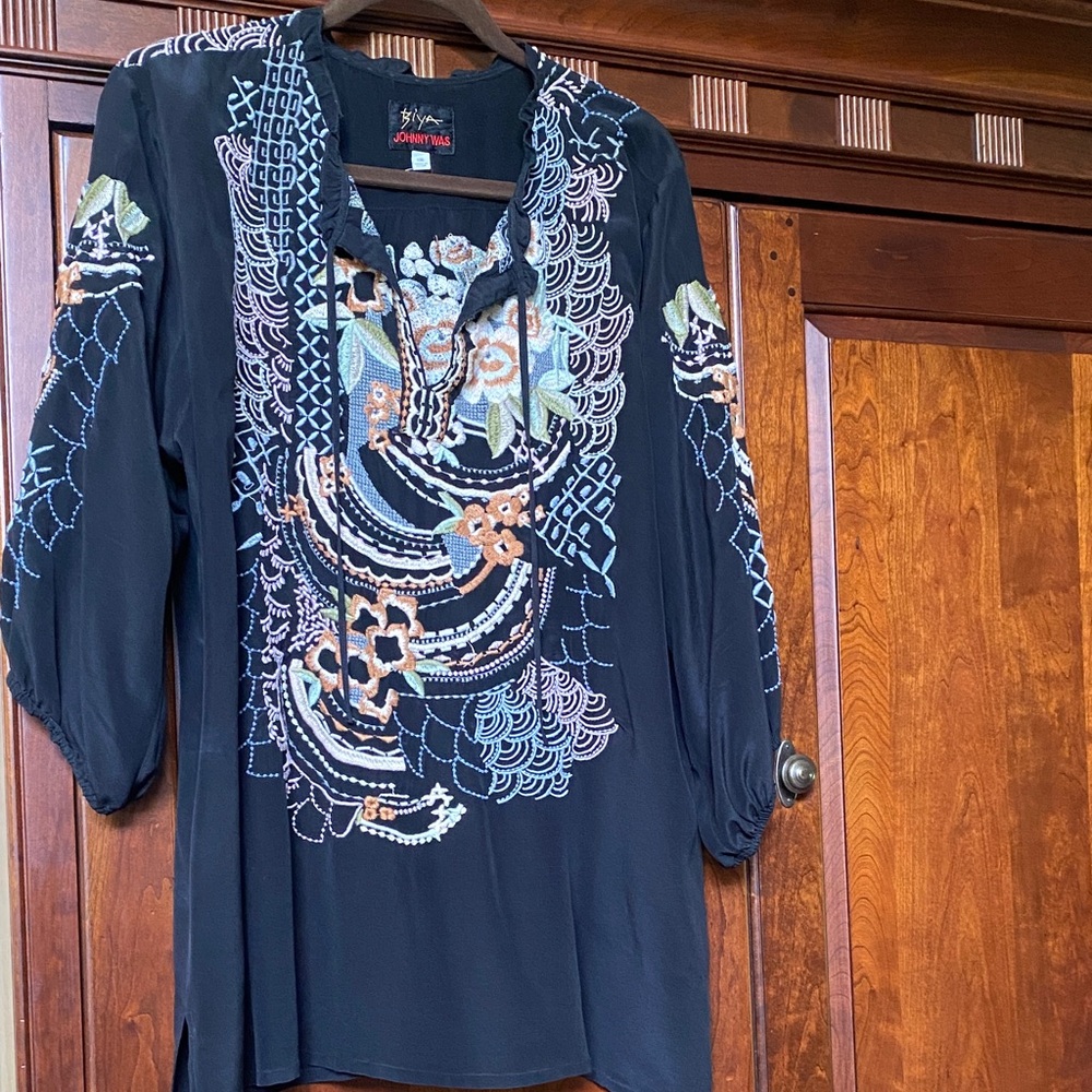 JOHNNY WAS  Black Embroidered Blouse